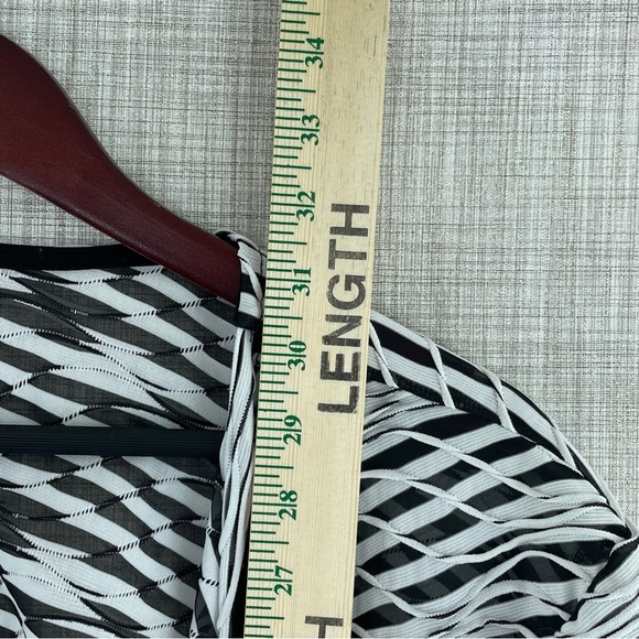 Catherines black and white blouse Women's 3x - Picture 4 of 6